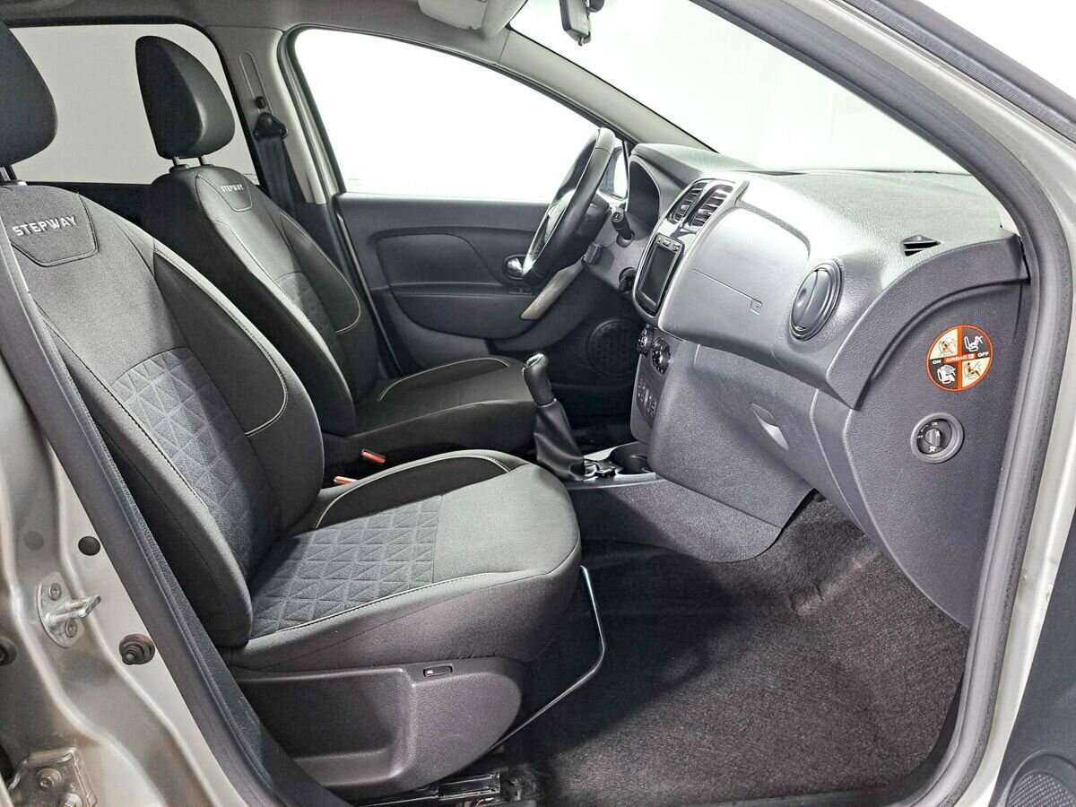 Renault Sandero б/у, 2019, Механическая. Фото: #8