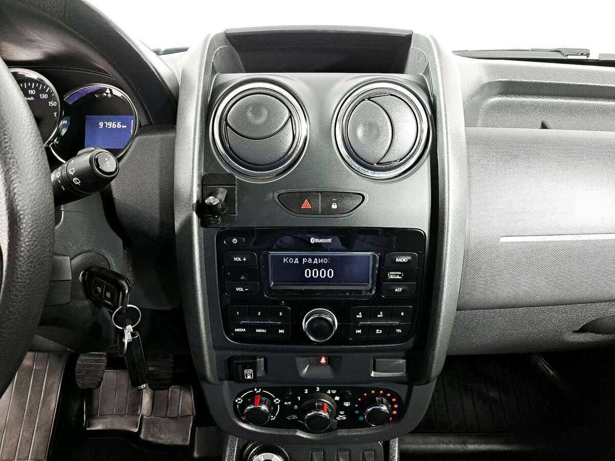 Renault Duster б/у, 2018, Механическая. Фото: #12