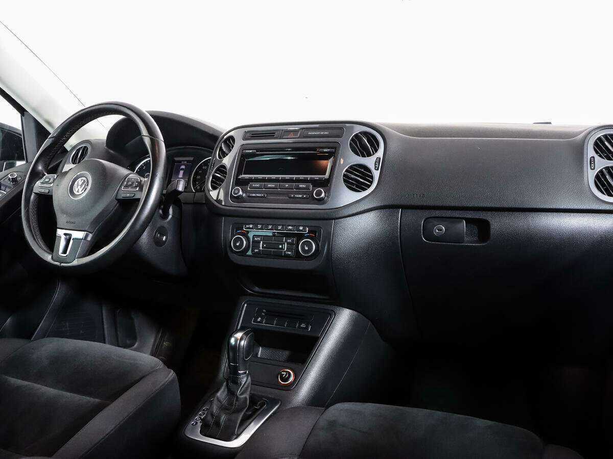 Volkswagen Tiguan б/у, 2012, Автоматическая. Фото: #8