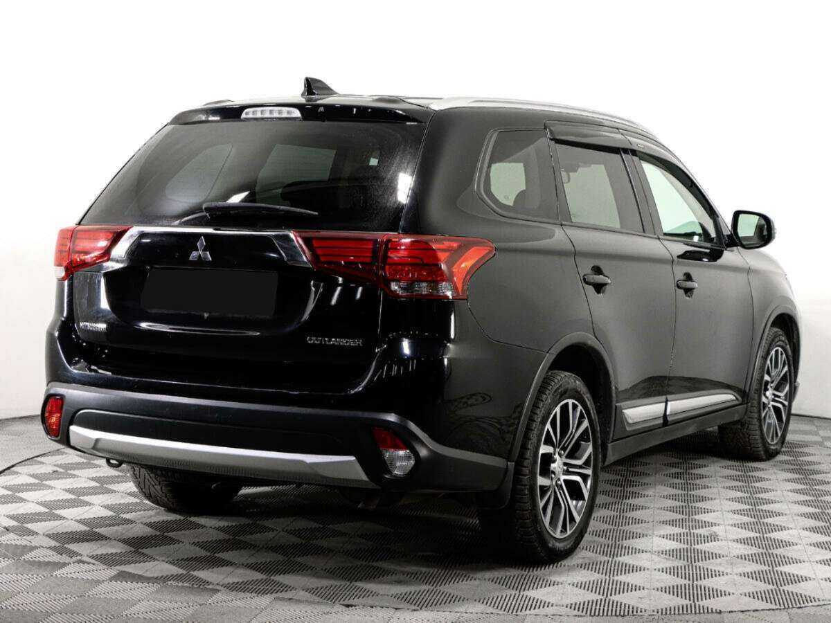 Mitsubishi Outlander б/у, 2018, Вариатор. Фото: #3