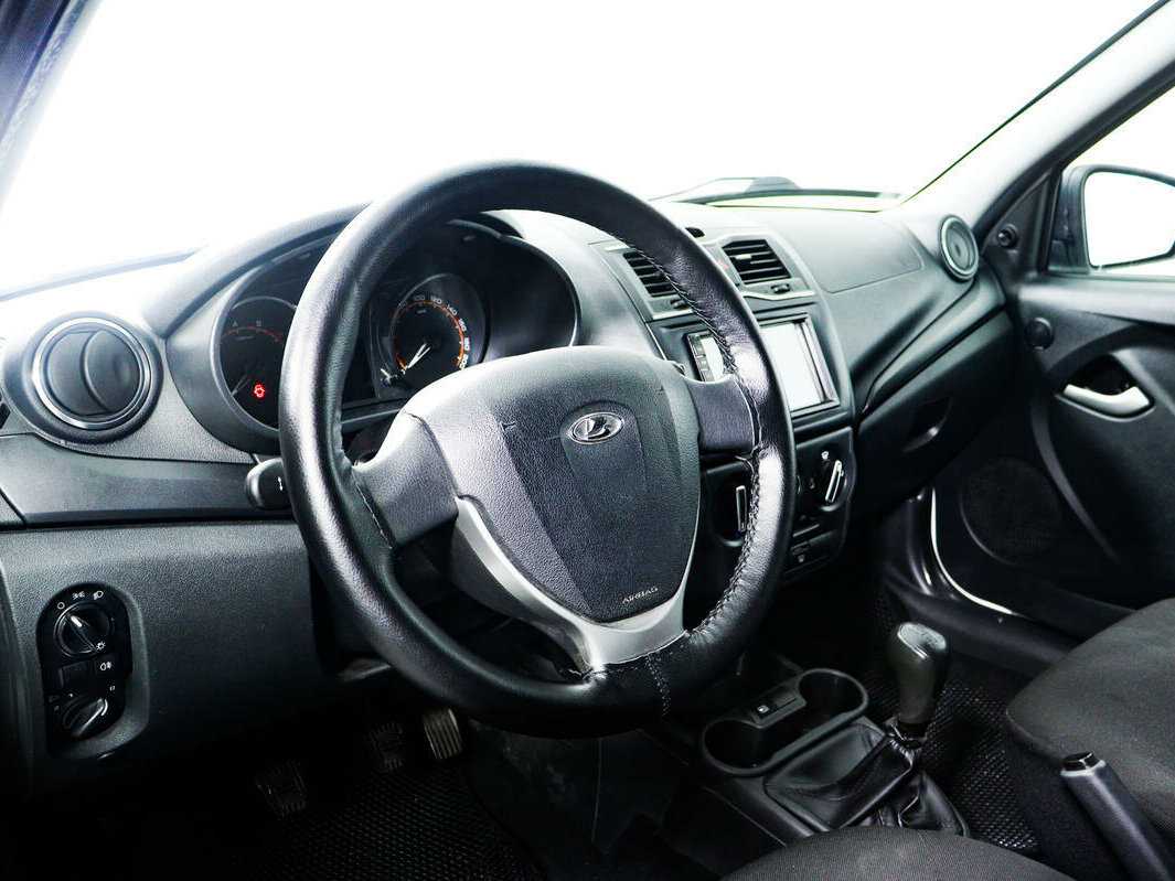 Lada (ВАЗ) Granta б/у, 2019, Механическая. Фото: #12