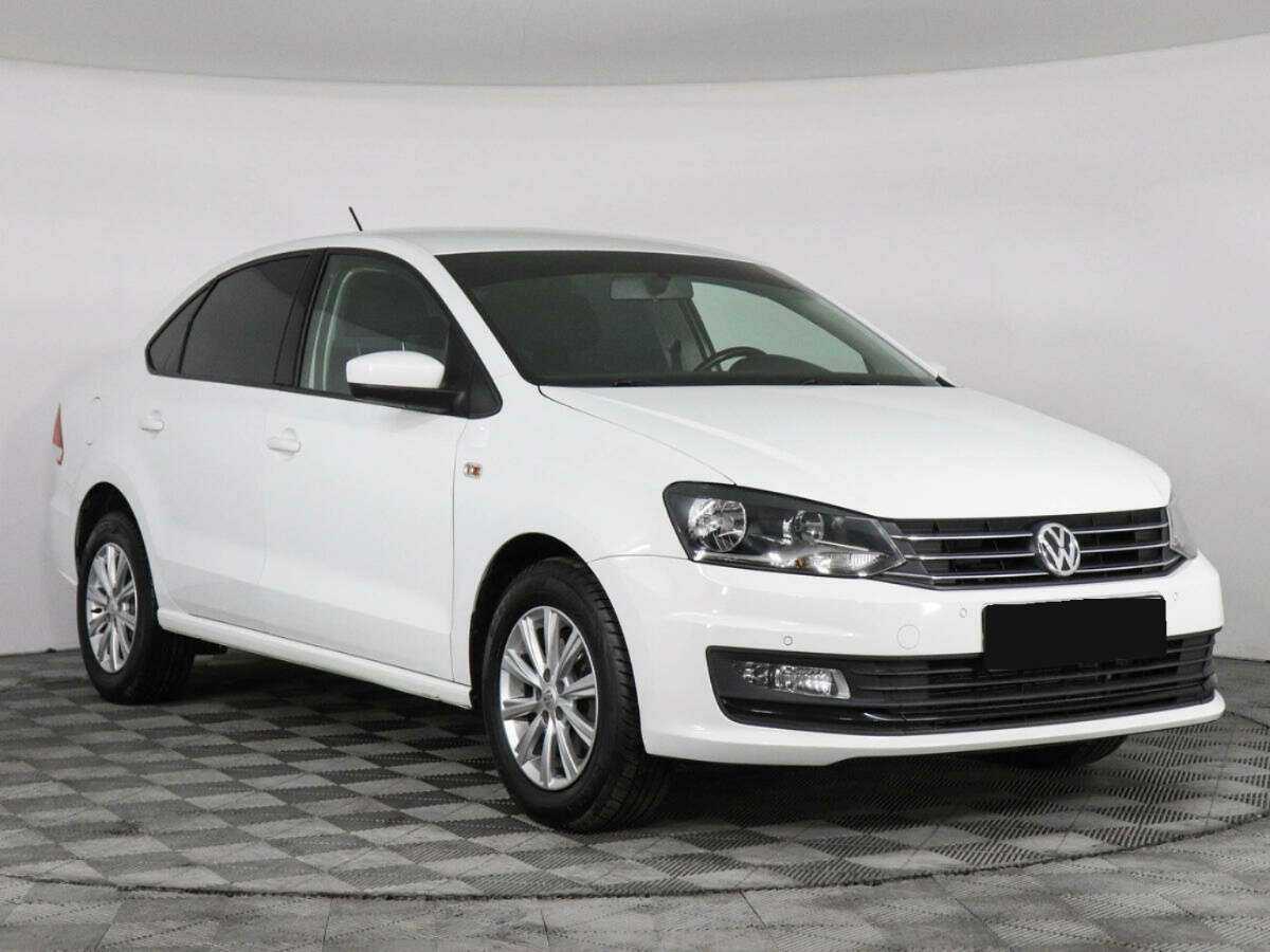 Volkswagen Polo б/у, 2018, Автоматическая. Фото: #2