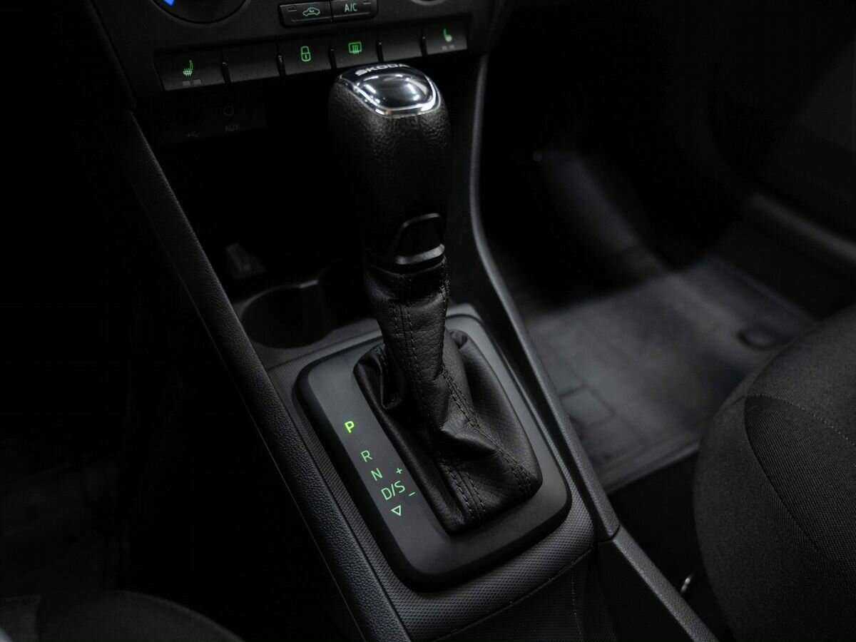 Skoda Rapid б/у, 2017, Автоматическая. Фото: #19