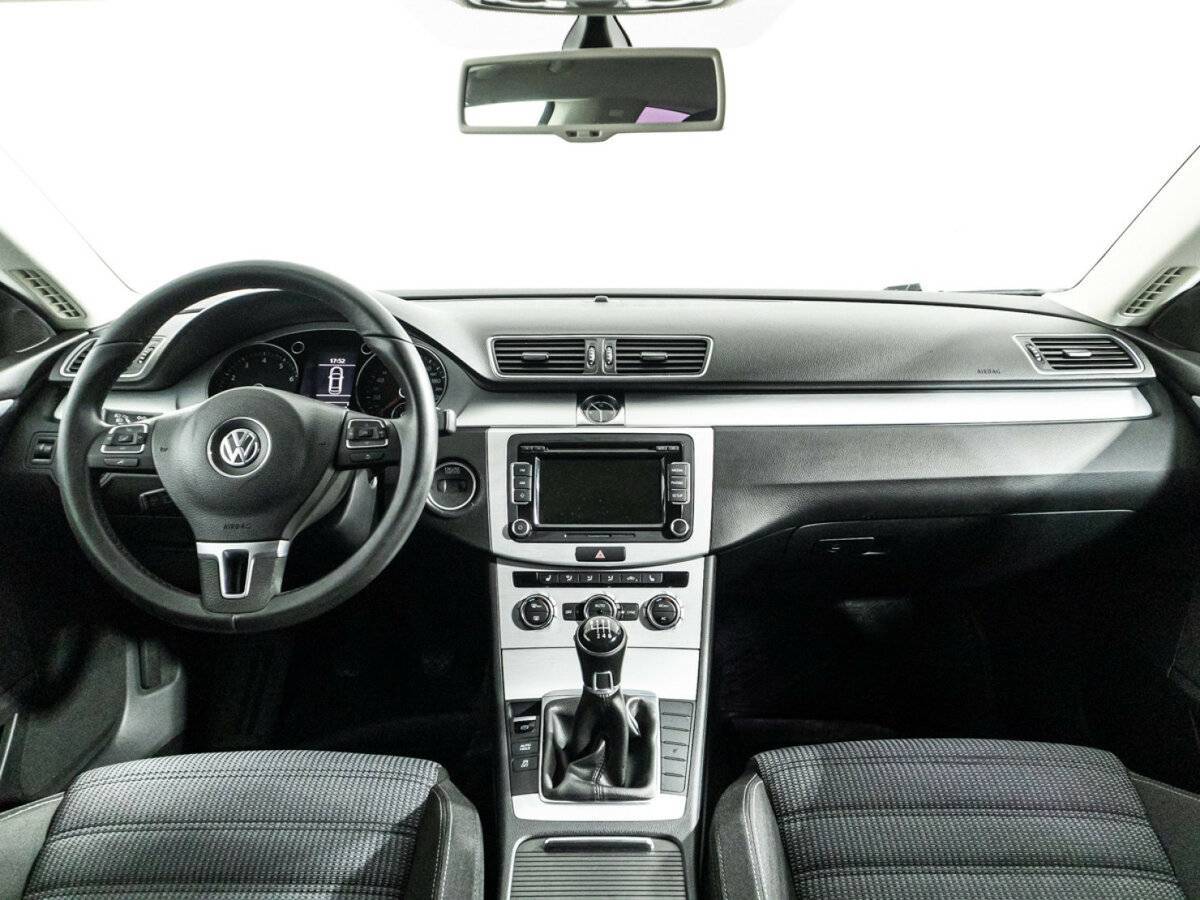 Volkswagen Passat CC б/у, 2012, Механическая. Фото: #12
