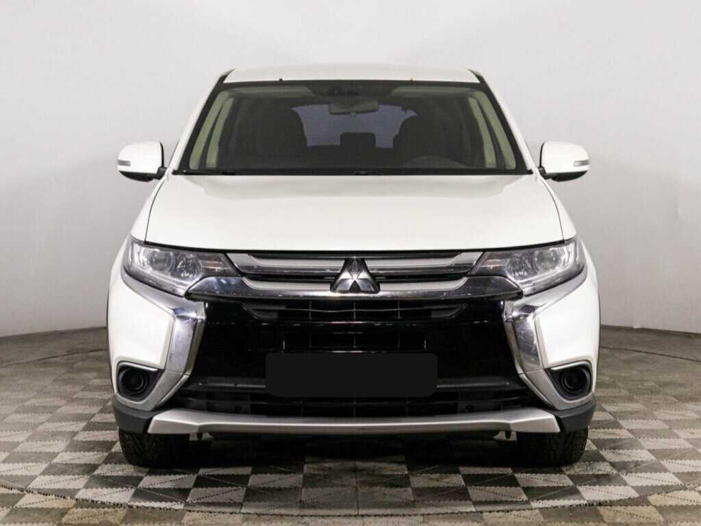 Mitsubishi Outlander б/у, 2018, Вариатор. Фото: #1