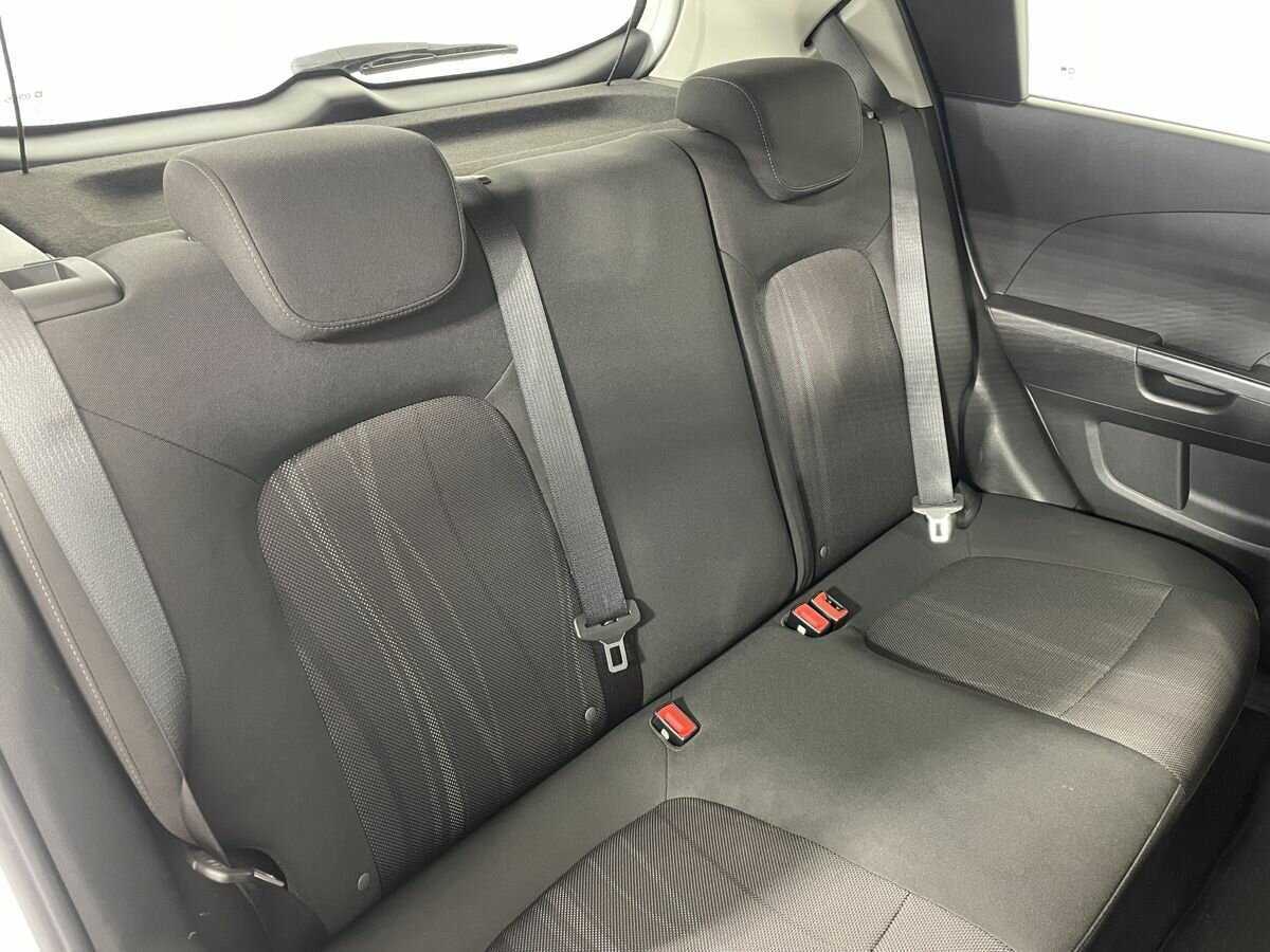 Chevrolet Aveo б/у, 2014, Автоматическая. Фото: #13