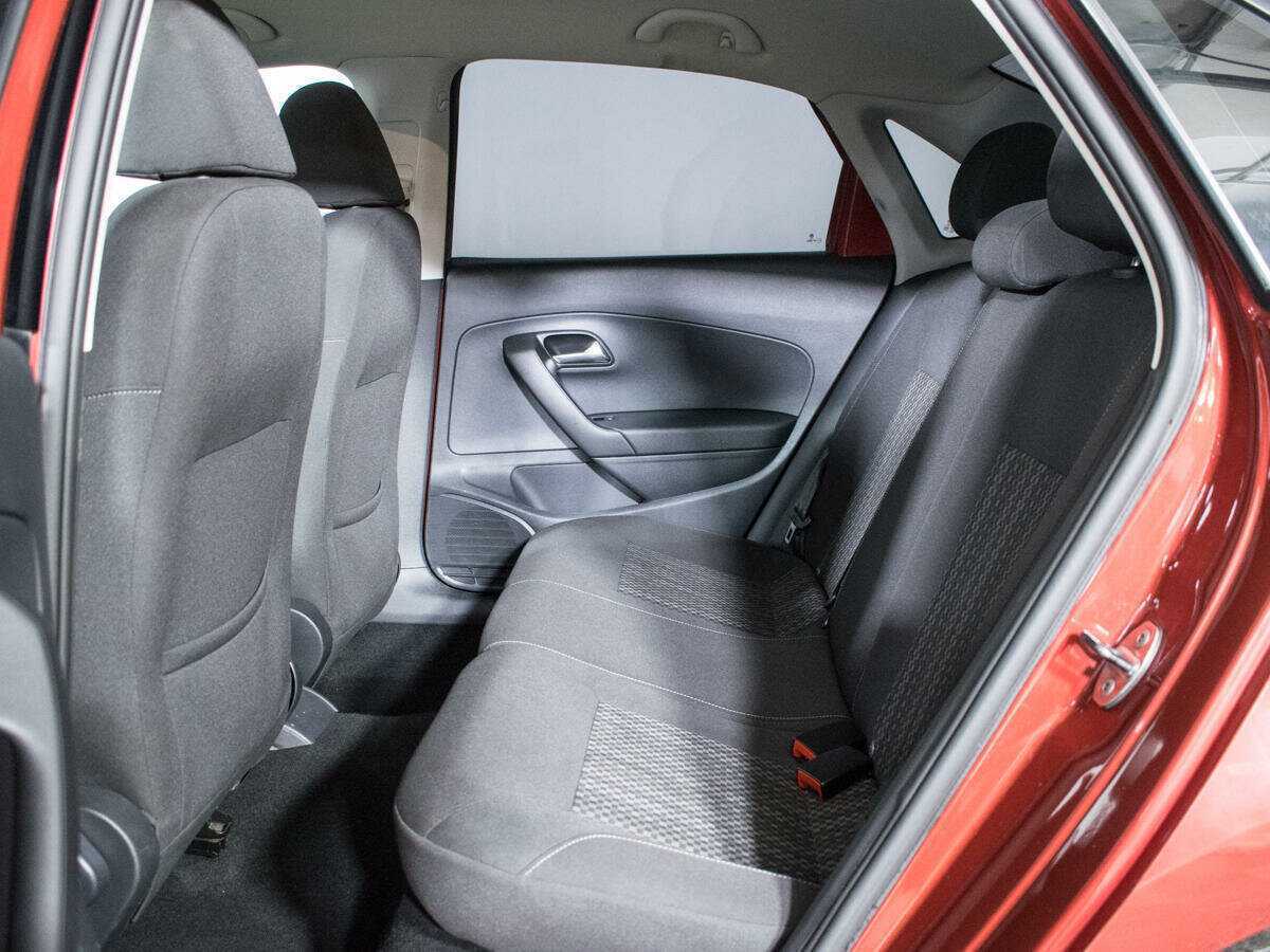 Volkswagen Polo б/у, 2016, Автоматическая. Фото: #9