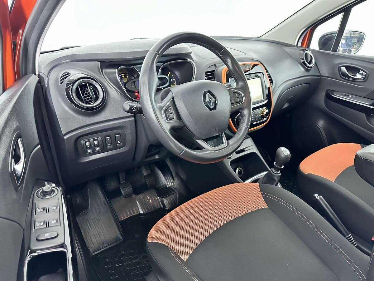 Renault Kaptur б/у, 2016, Механическая. Фото: #7