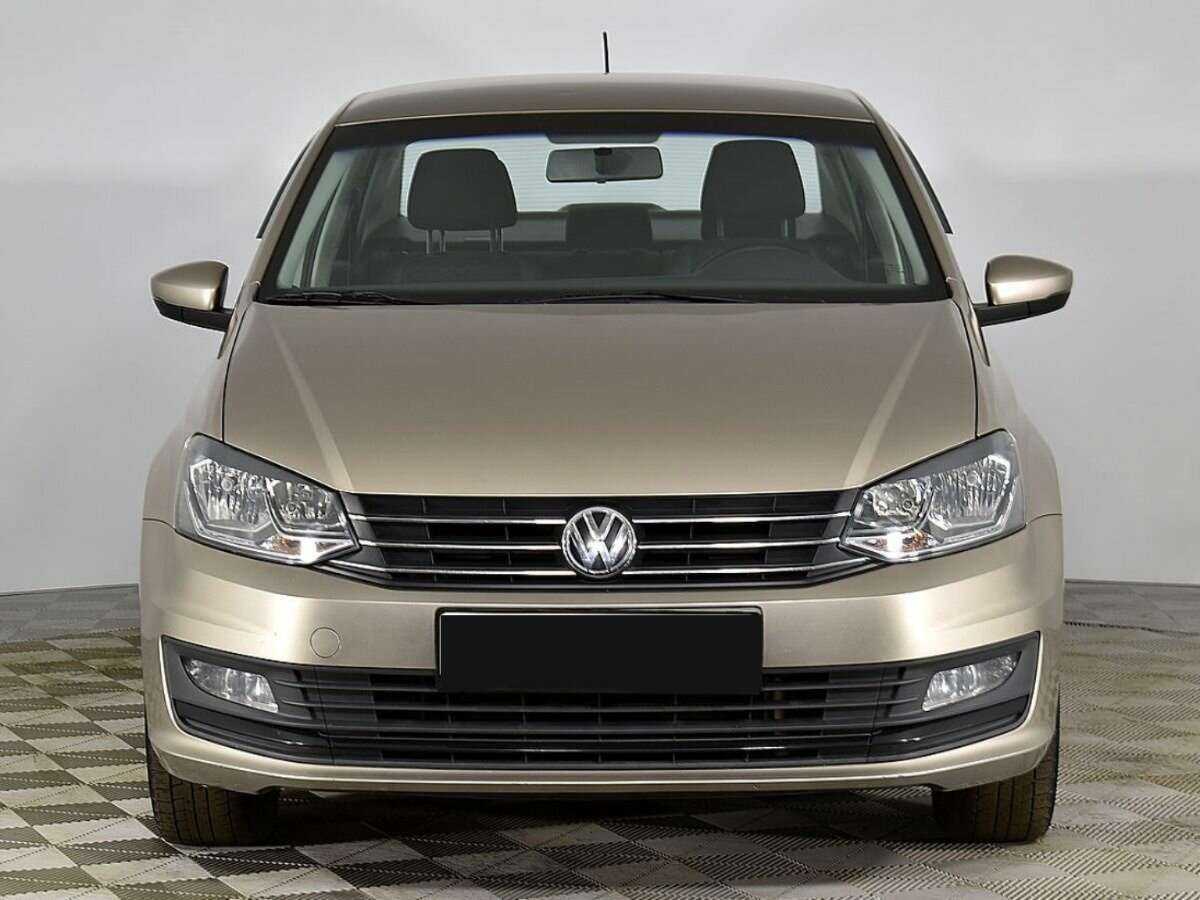 Volkswagen Polo б/у, 2020, Автоматическая. Фото: #2