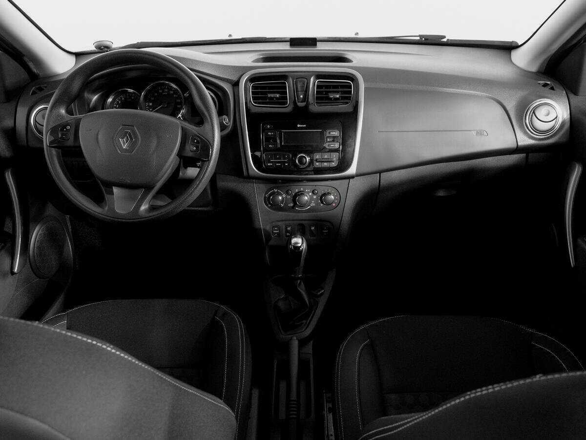 Renault Logan б/у, 2017, Автоматическая. Фото: #11