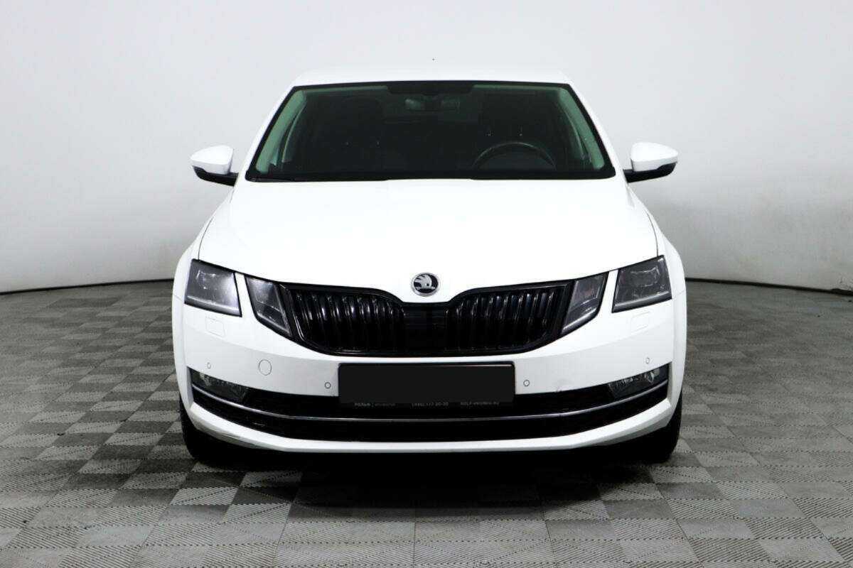Skoda Octavia б/у, 2018, Роботизированная. Фото: #1