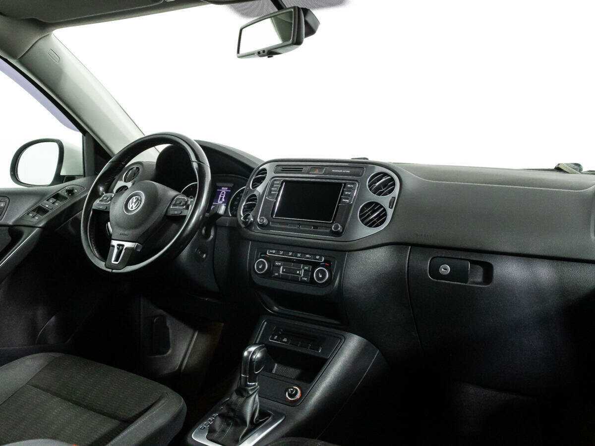 Volkswagen Tiguan б/у, 2013, Автоматическая. Фото: #8