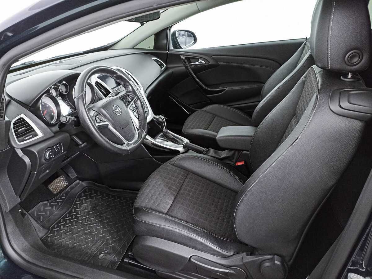 Opel Astra б/у, 2014, Автоматическая. Фото: #13