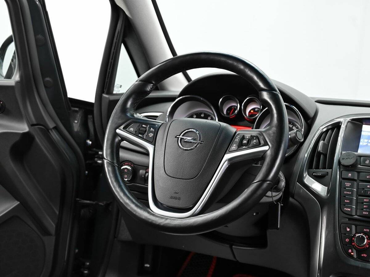 Opel Astra б/у, 2013, Автоматическая. Фото: #8