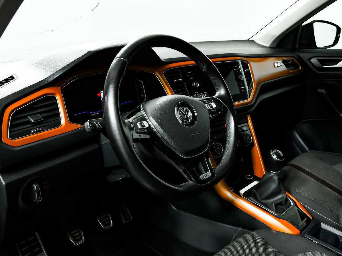 Volkswagen T-Roc б/у, 2018, Механическая. Фото: #12