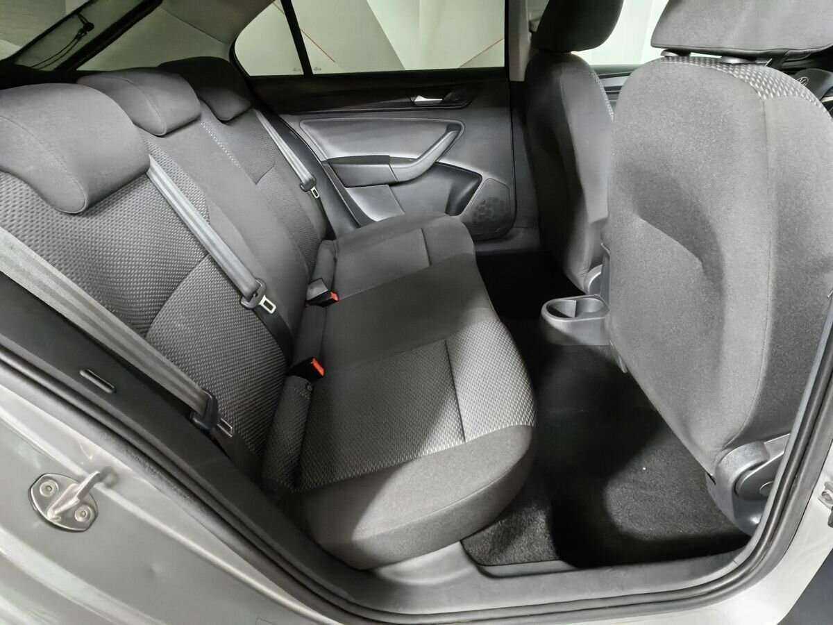 Volkswagen Polo б/у, 2020, Механическая. Фото: #11