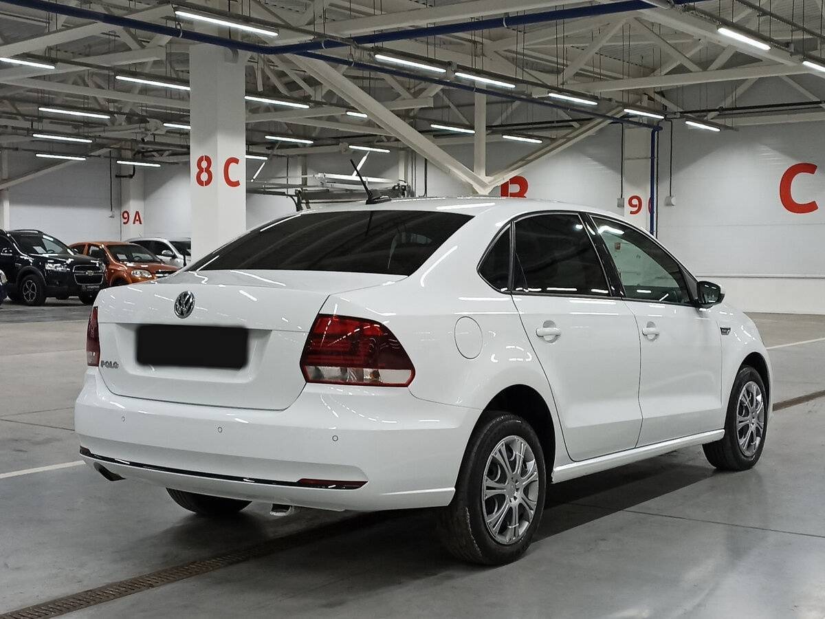 Volkswagen Polo б/у, 2018, Автоматическая. Фото: #4