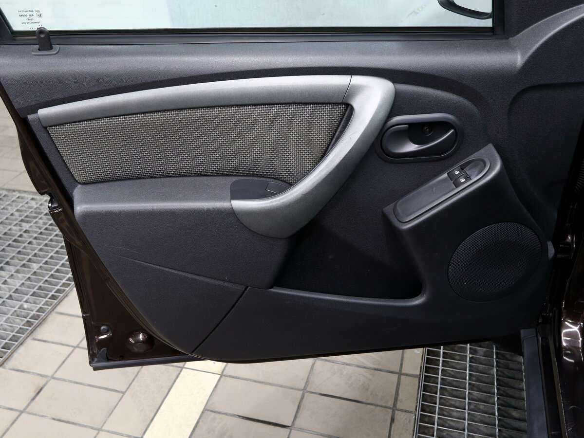 Renault Duster б/у, 2016, Автоматическая. Фото: #13