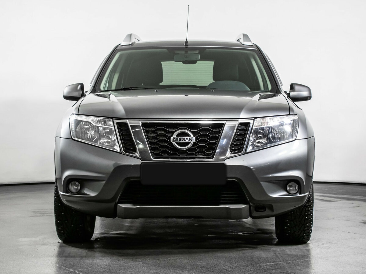 Nissan Terrano б/у, 2018, Автоматическая. Фото: #1