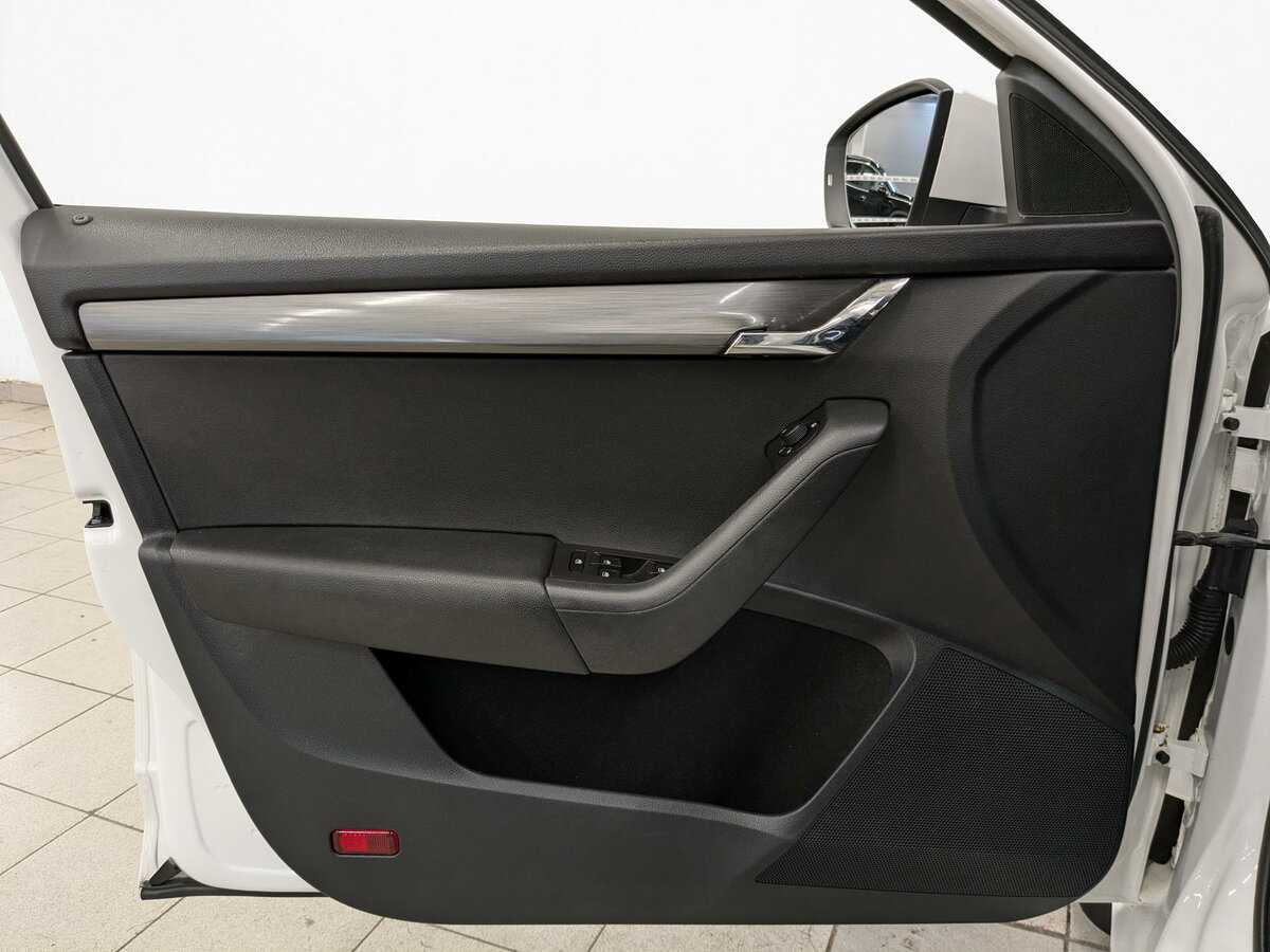 Skoda Octavia б/у, 2017, Автоматическая. Фото: #16