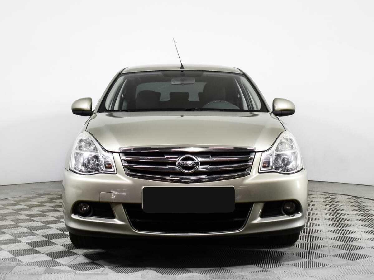 Nissan Almera б/у, 2013, Механическая. Фото: #1