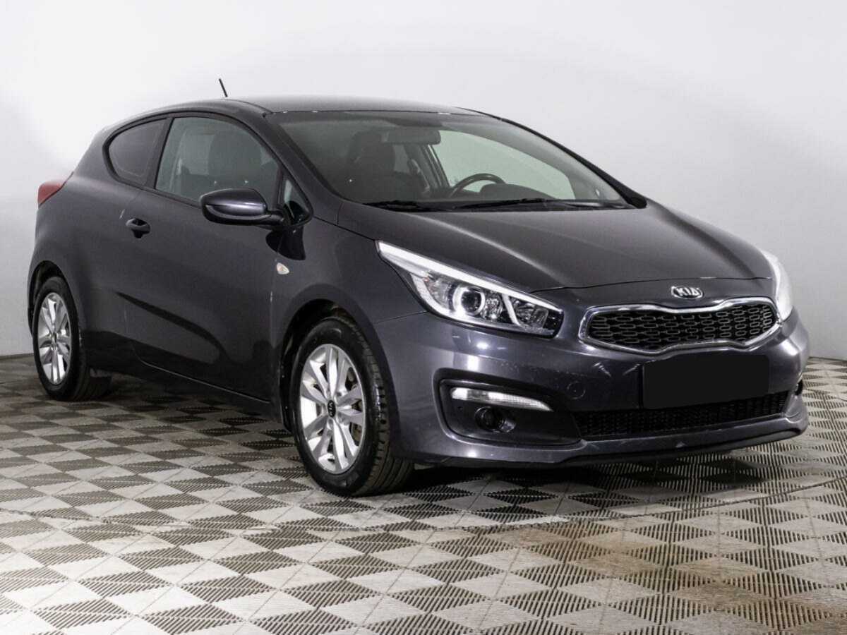 Kia Ceed б/у, 2016, Автоматическая. Фото: #2