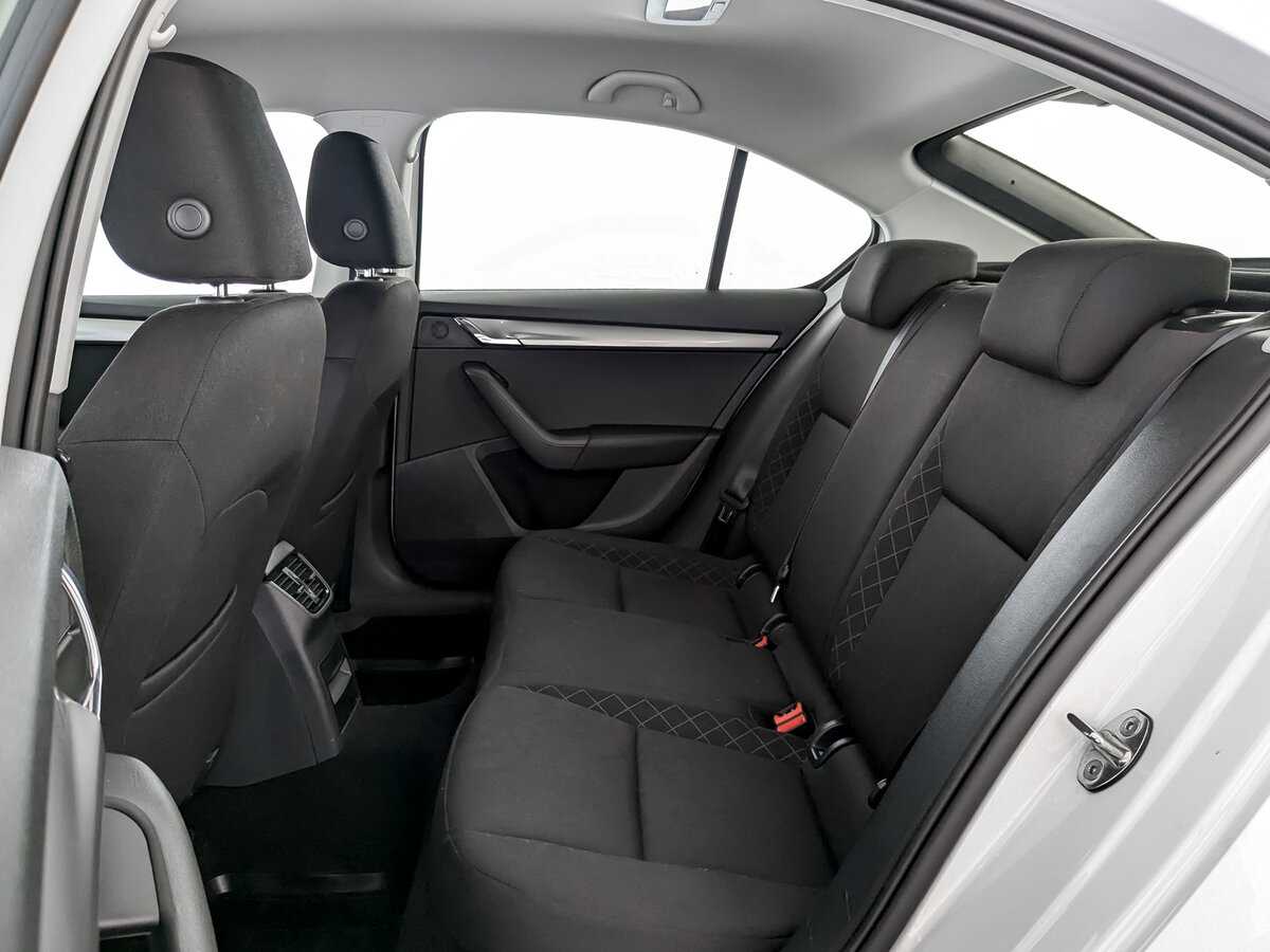 Skoda Octavia б/у, 2020, Автоматическая. Фото: #9