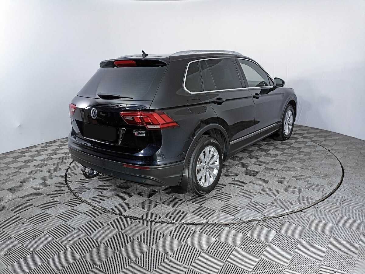 Volkswagen Tiguan б/у, 2017, Роботизированная. Фото: #4