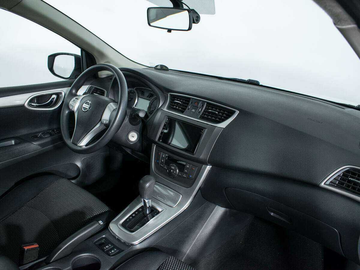 Nissan Tiida б/у, 2015, Вариатор. Фото: #8