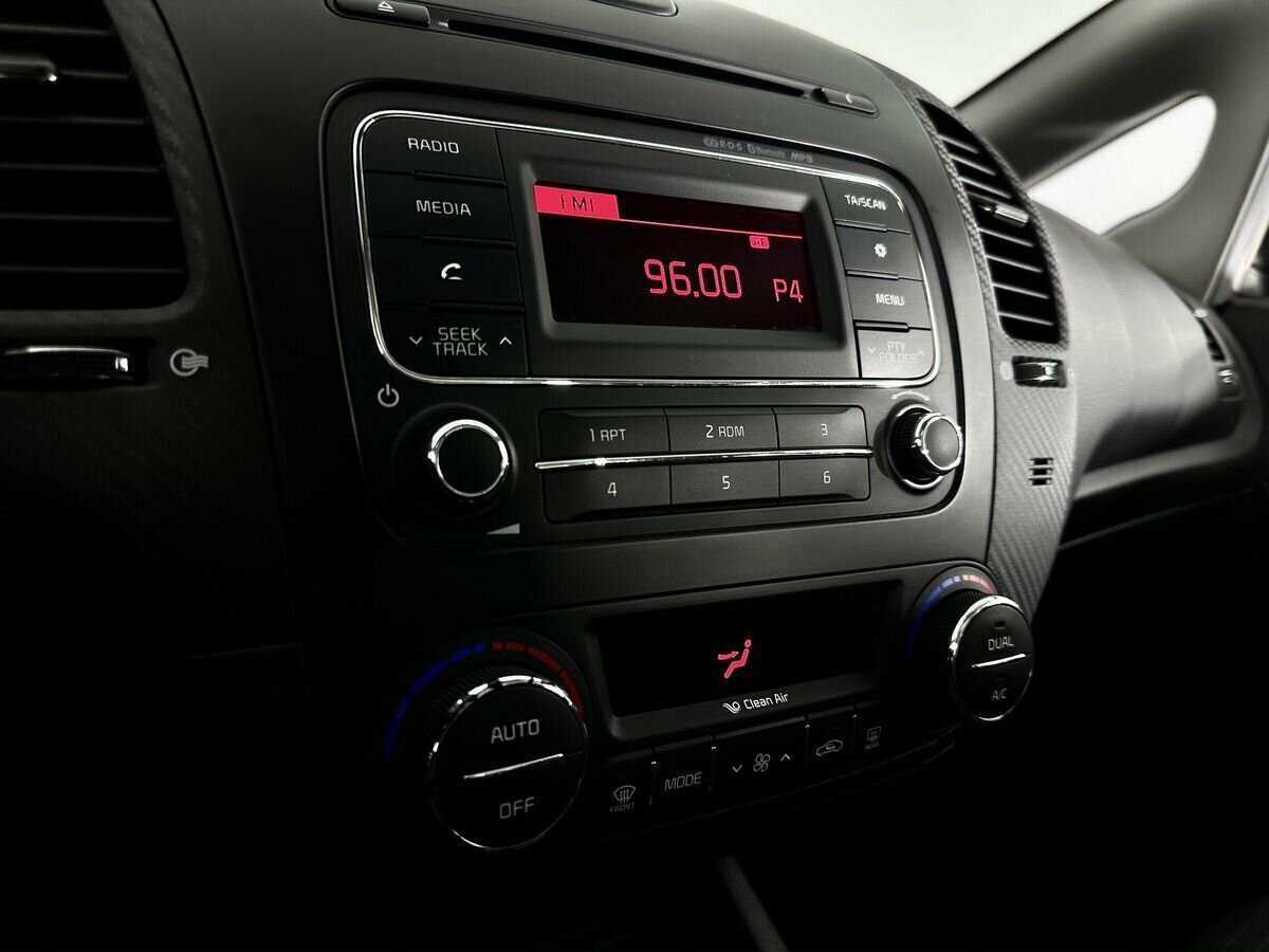 Kia Cerato б/у, 2014, Автоматическая. Фото: #8