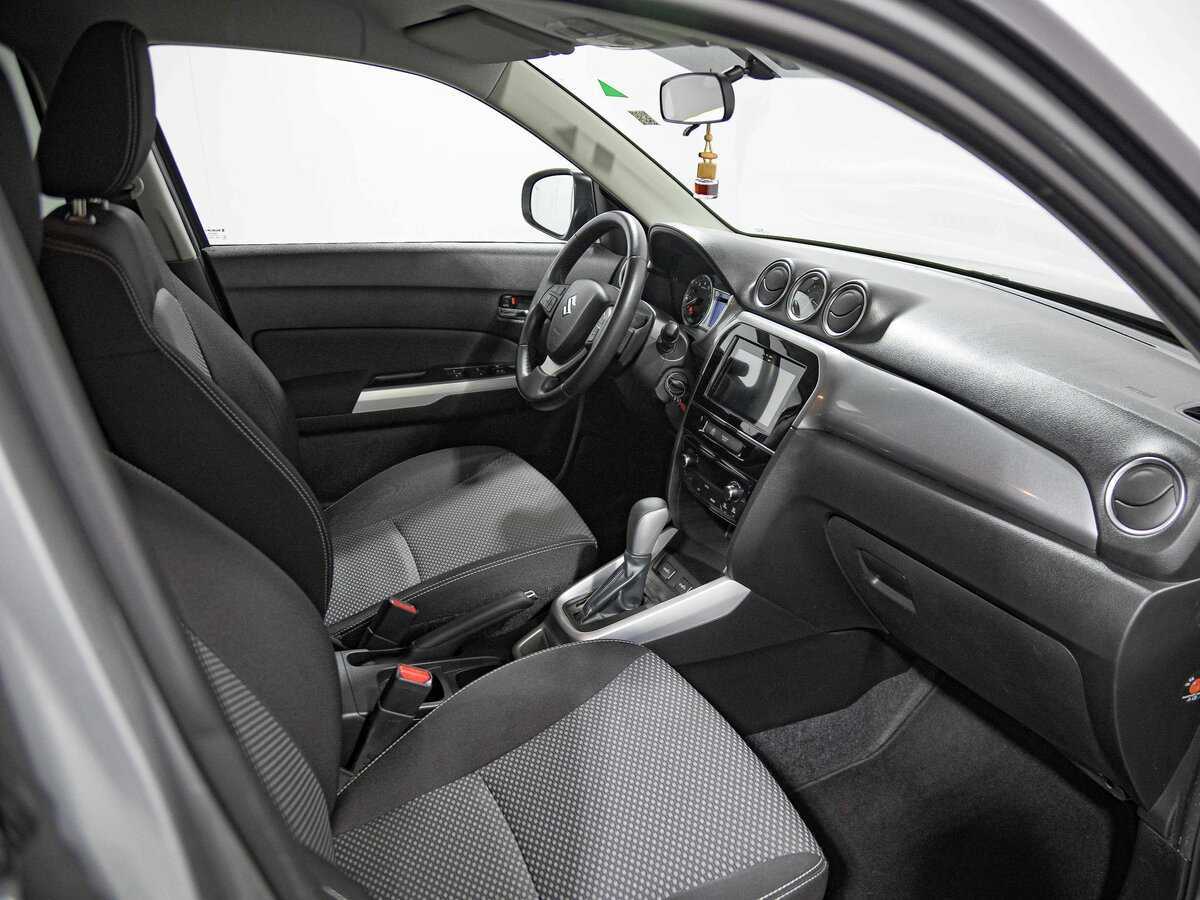 Suzuki Vitara б/у, 2017, Автоматическая. Фото: #13
