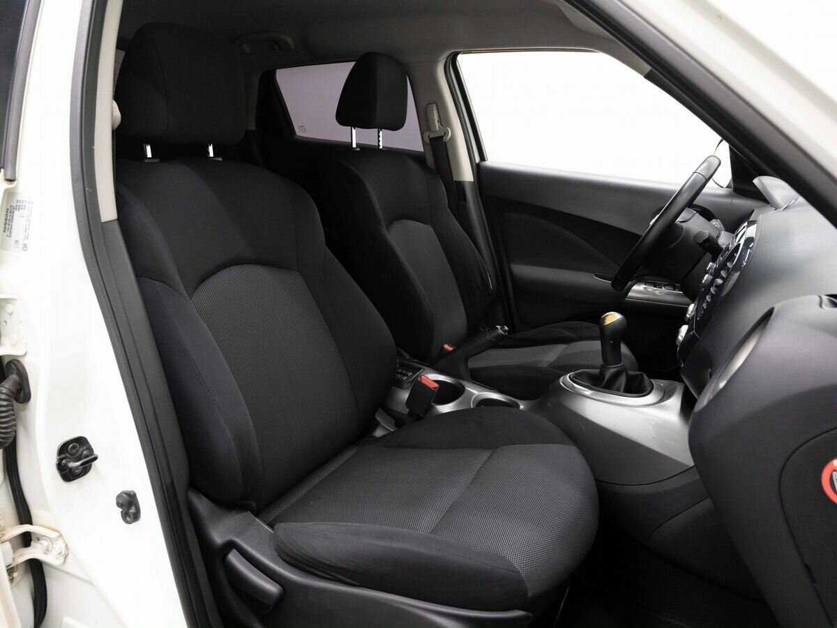 Nissan Juke б/у, 2012, Механическая. Фото: #13