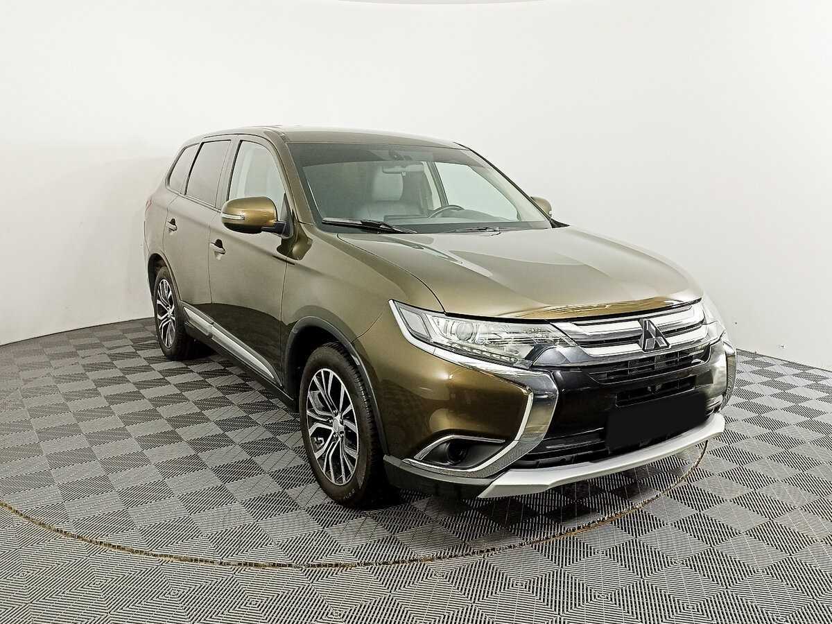Mitsubishi Outlander б/у, 2018, Вариатор. Фото: #2