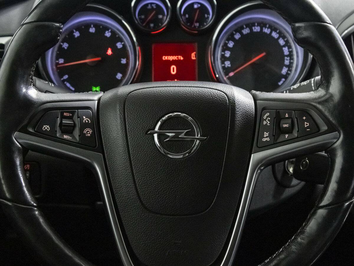 Opel Astra б/у, 2013, Автоматическая. Фото: #11