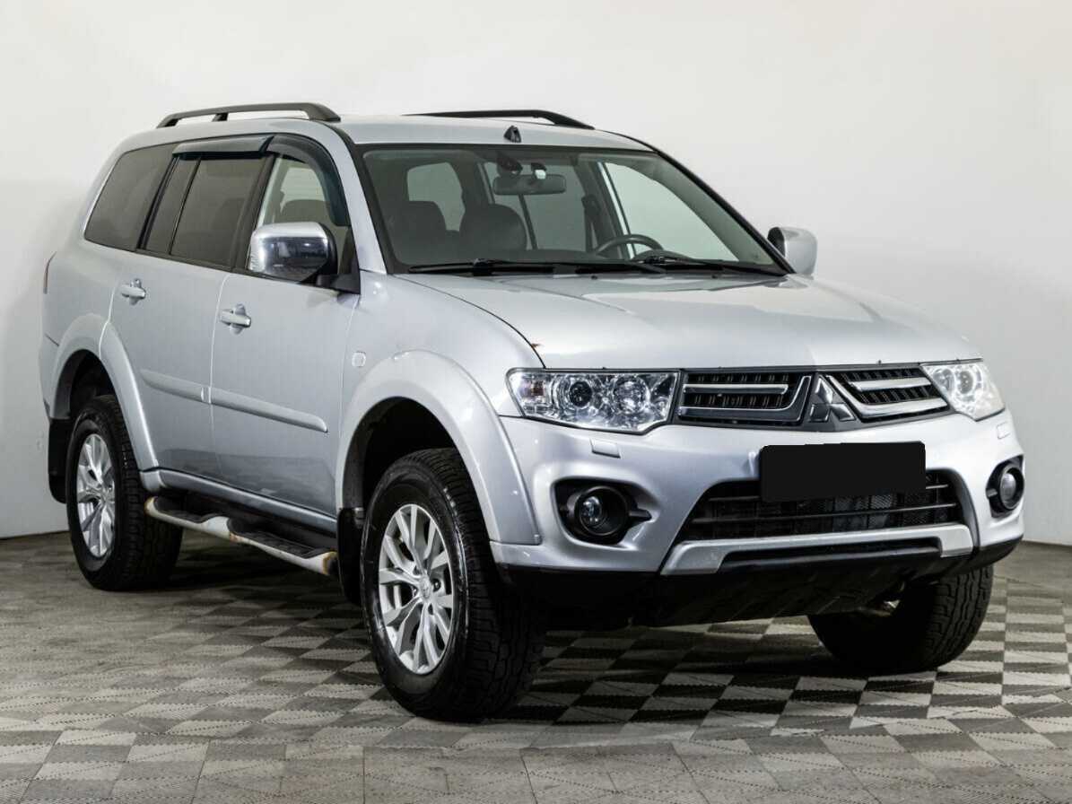 Mitsubishi Pajero Sport б/у, 2013, Автоматическая. Фото: #2