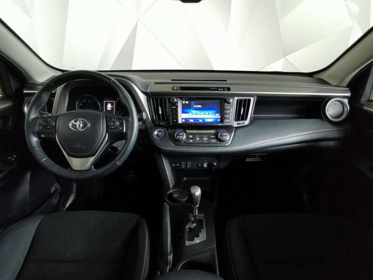 Toyota RAV4 б/у, 2018, Автоматическая. Фото: #9