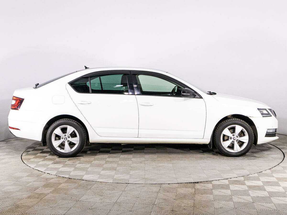 Skoda Octavia б/у, 2019, Роботизированная. Фото: #3