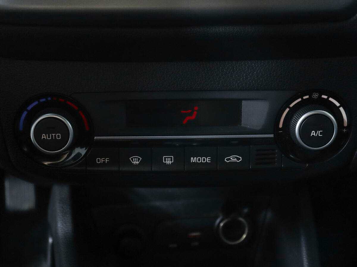 Kia Rio б/у, 2016, Автоматическая. Фото: #15