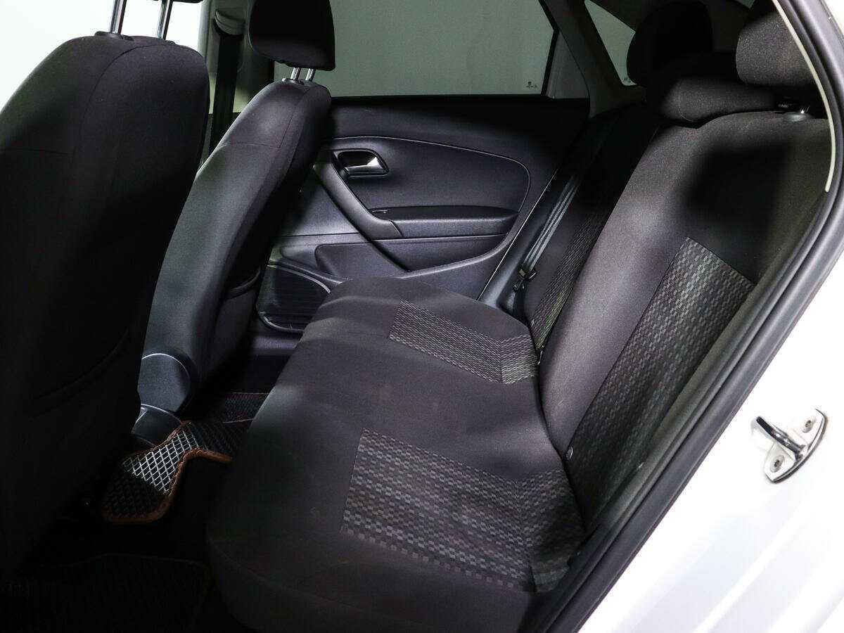 Volkswagen Polo б/у, 2018, Автоматическая. Фото: #7