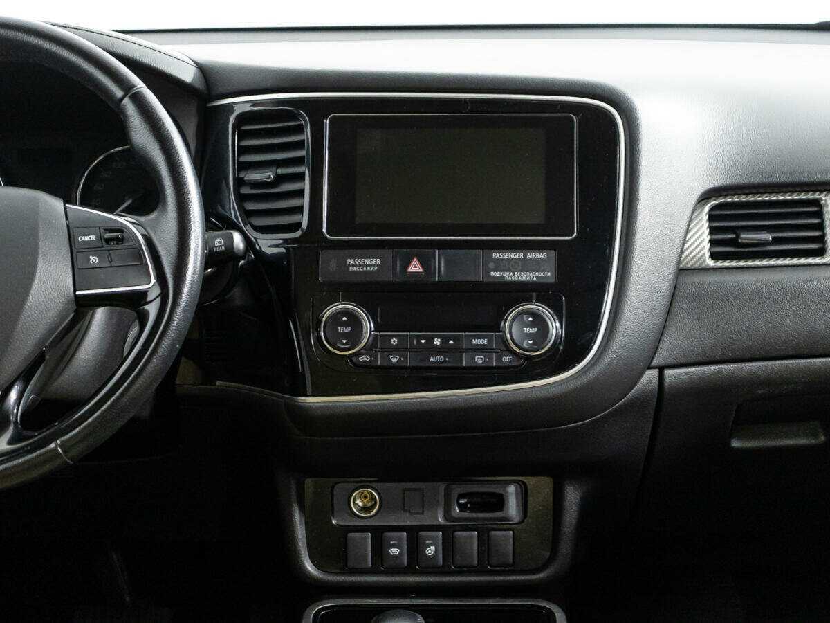 Mitsubishi Outlander б/у, 2018, Вариатор. Фото: #13