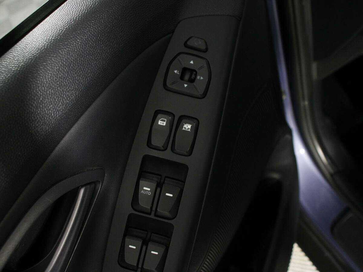 Hyundai ix35 б/у, 2013, Автоматическая. Фото: #12