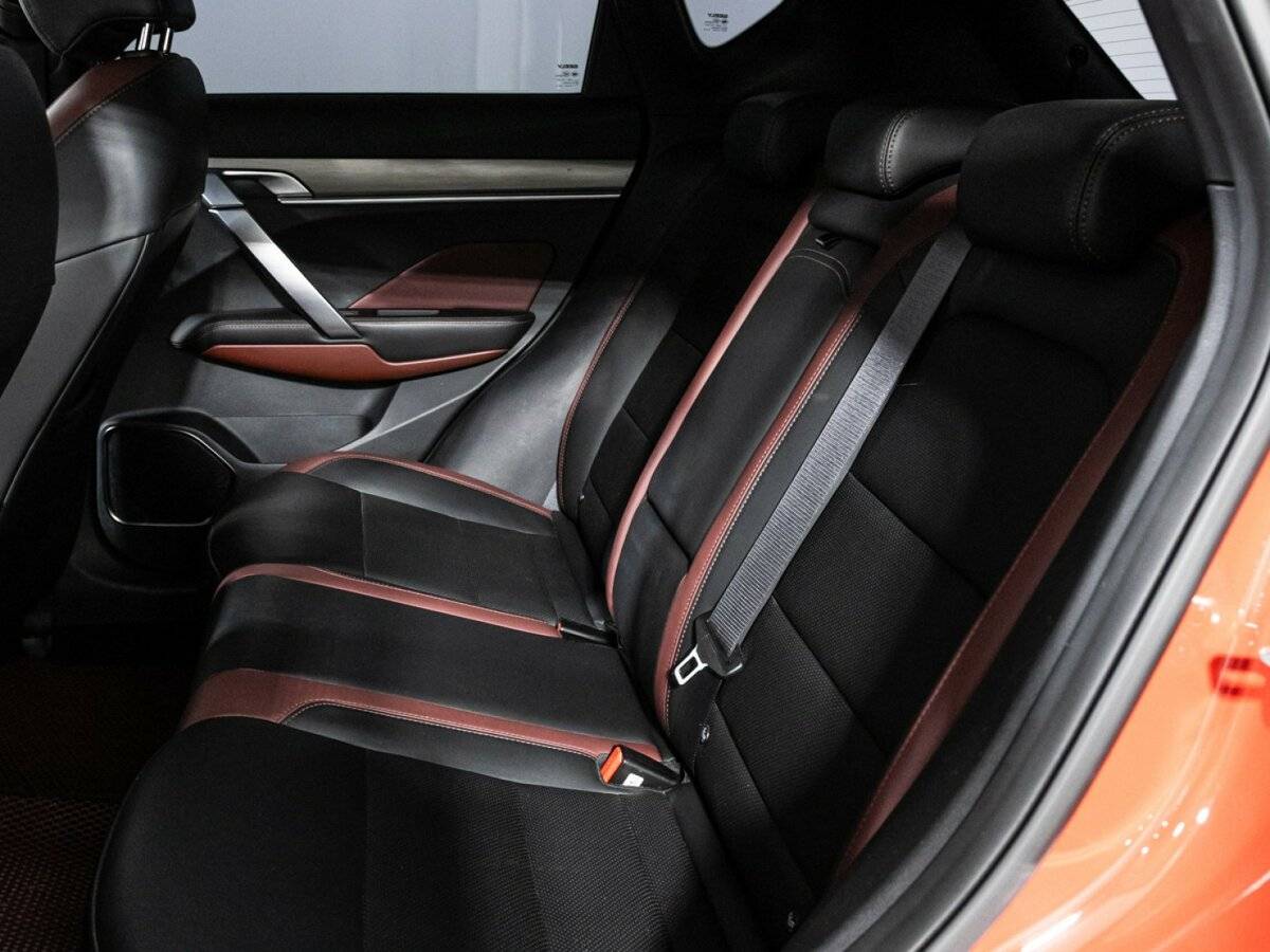 Geely Coolray б/у, 2021, Роботизированная. Фото: #9