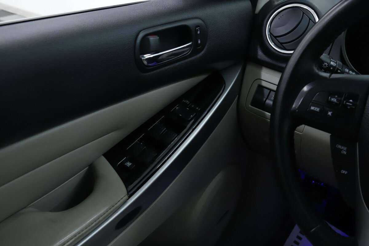 Mazda CX-7 б/у, 2012, Автоматическая. Фото: #10