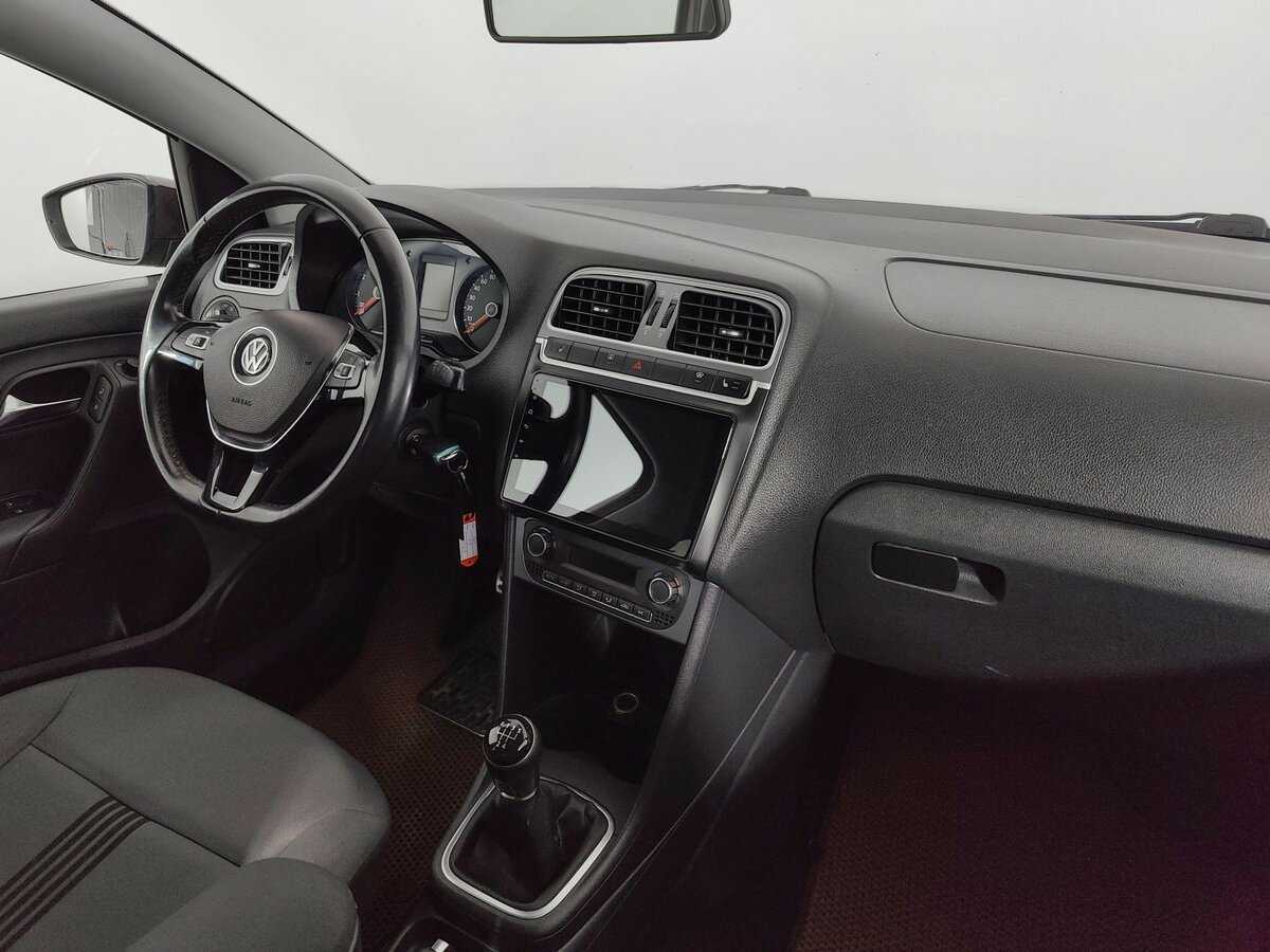 Volkswagen Polo б/у, 2016, Механическая. Фото: #10