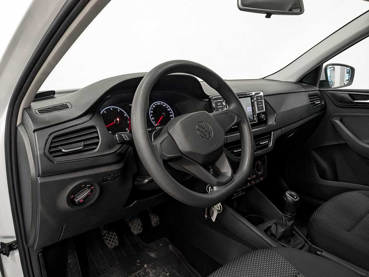 Volkswagen Polo б/у, 2020, Механическая. Фото: #14