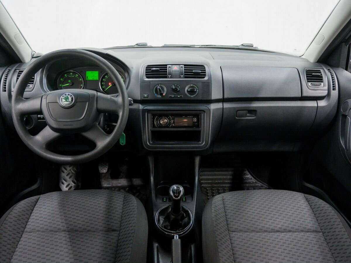 Skoda Fabia б/у, 2012, Механическая. Фото: #10