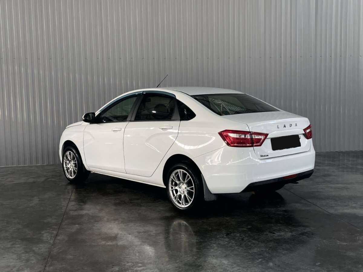 Lada (ВАЗ) Vesta б/у, 2017, Механическая. Фото: #6