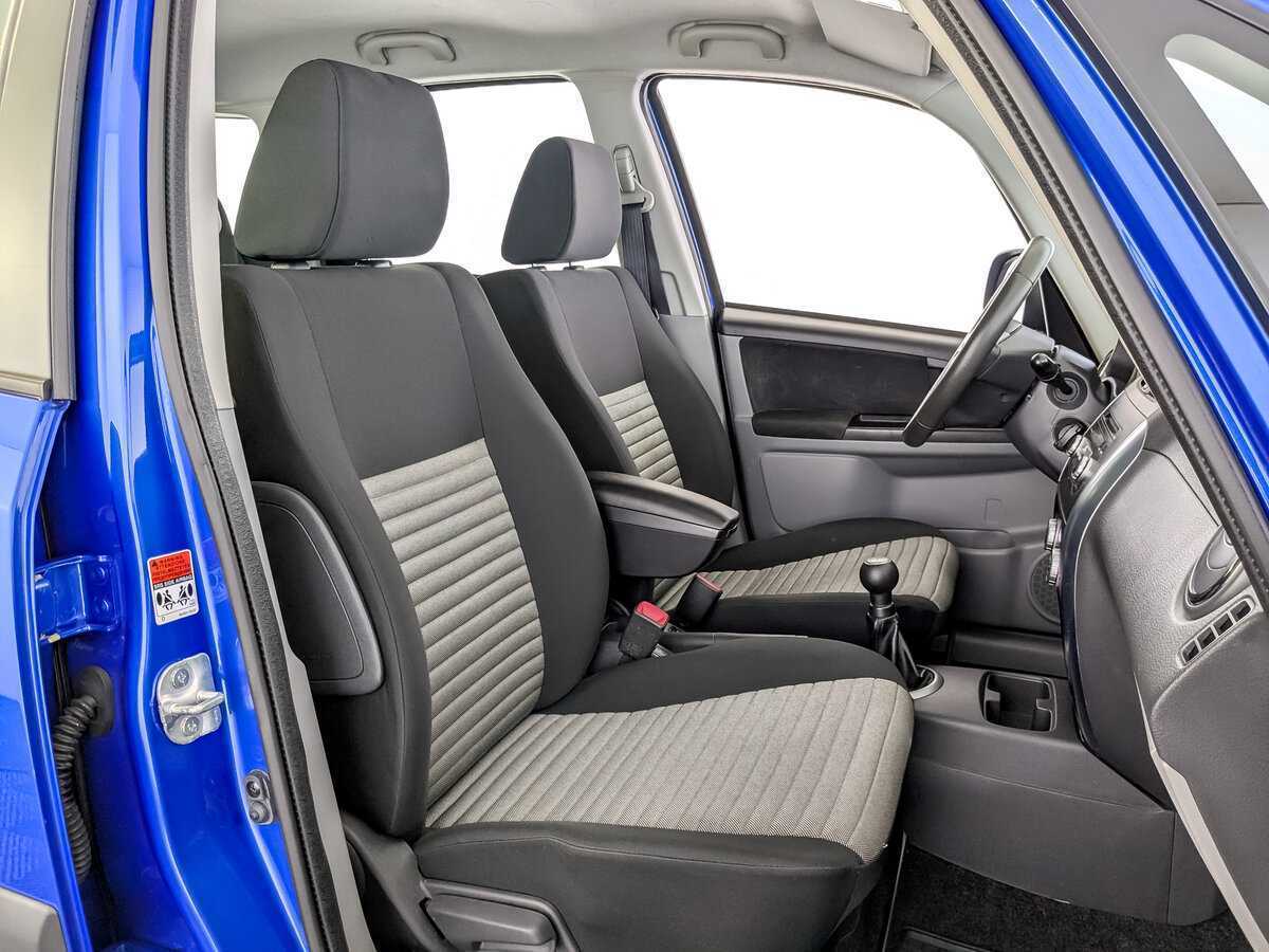 Suzuki SX4 б/у, 2012, Механическая. Фото: #22