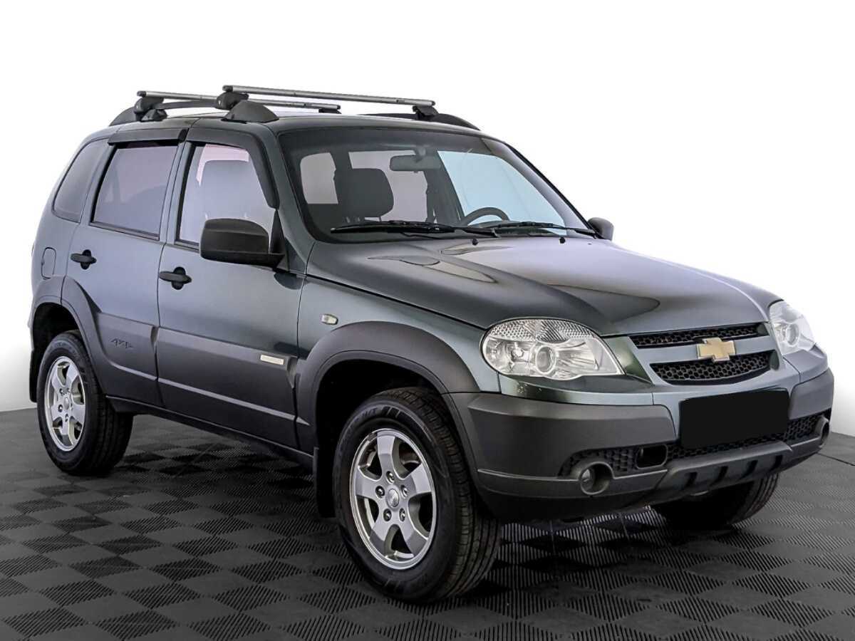 Chevrolet Niva б/у, 2017, Механическая. Фото: #2