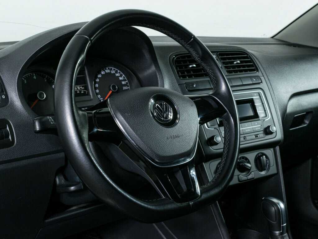 Volkswagen Polo б/у, 2016, Автоматическая. Фото: #11